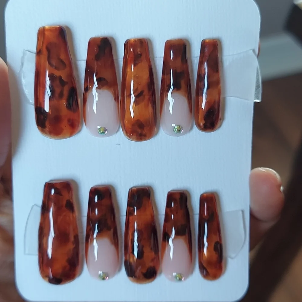 Tortoise Shell Nails - Picture 7 of 7